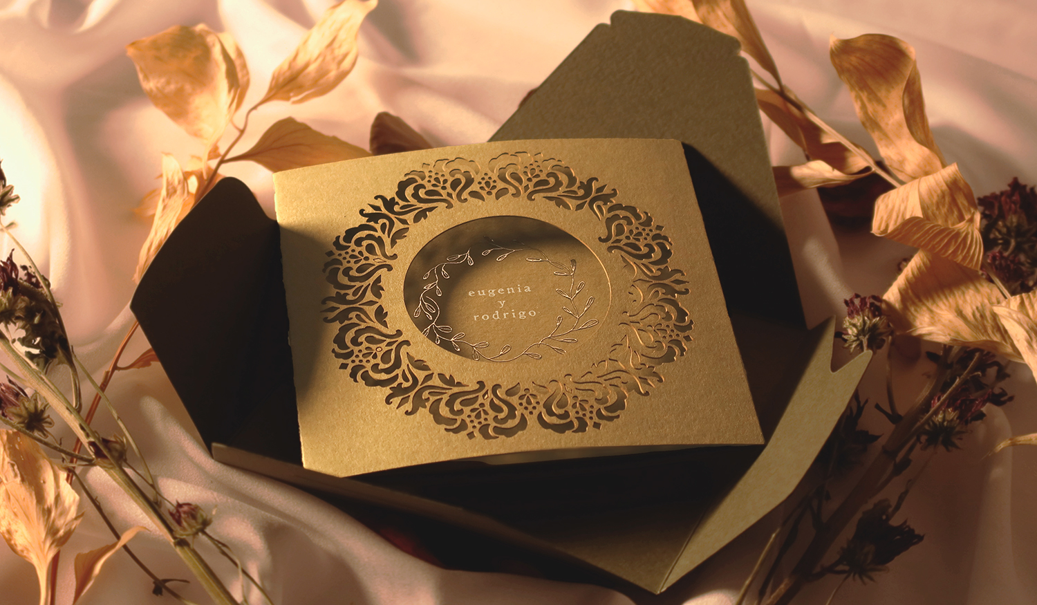 Invitaciones de boda y decoración de boda